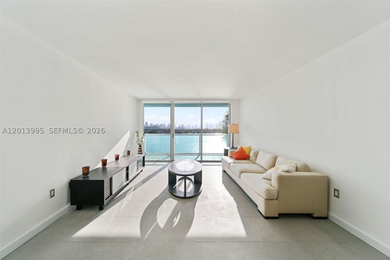 Apartment for rent at Floridian 805