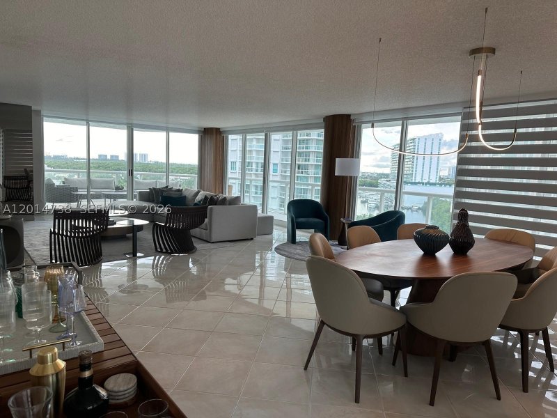 Apartment for rent at Oceania 4 946