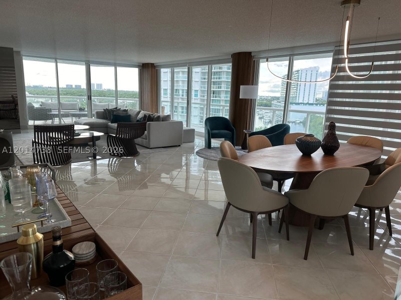 Apartment for rent at Oceania 4 946