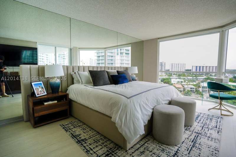 Apartment for rent at Oceania 4 946