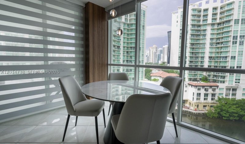 Apartment for rent at Oceania 4 946