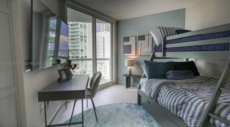 Apartment for rent at Oceania 4 946