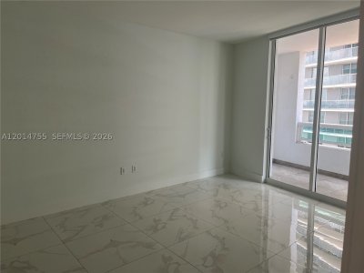 Comprar apartamento no 1800 Club 614