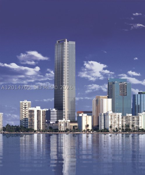 Alquiler de apartamento en Four Seasons Millenium Tower I 57B