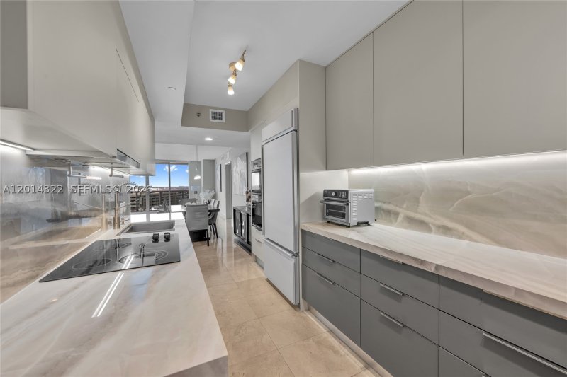 Condo for sale at Beach Club Three 2007