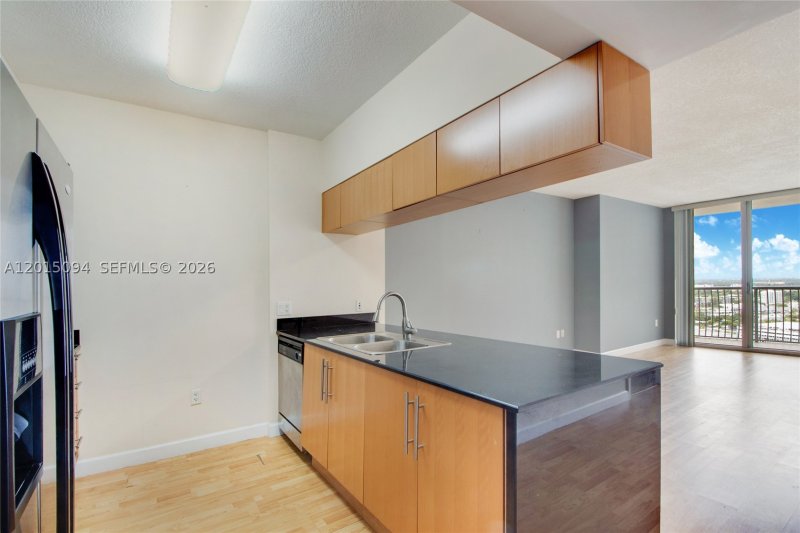 Apartment for rent at Opera Tower 3111