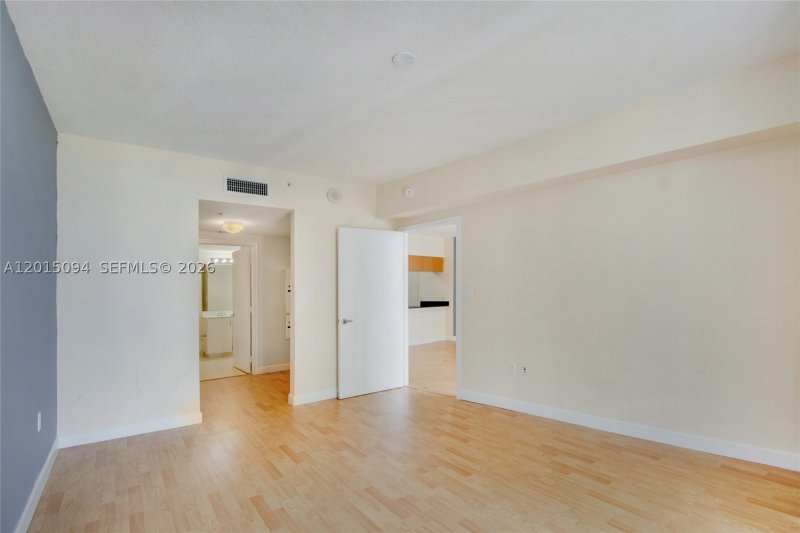 Apartment for rent at Opera Tower 3111