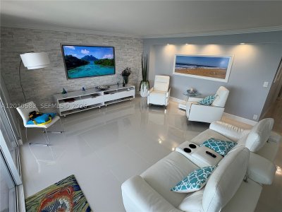 Comprar apartamento en Parker Plaza Estates 1812