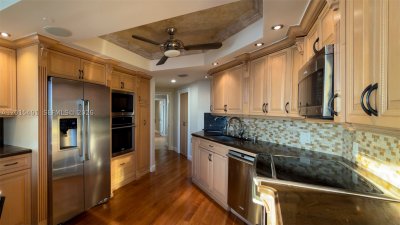 Aluguel de apartamento no 2000 Williams Island 3004