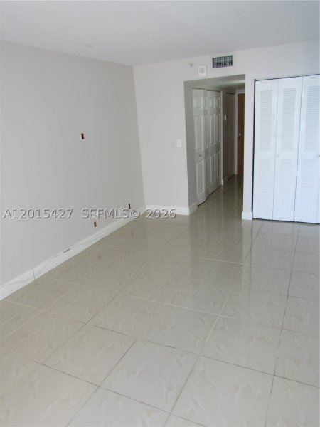 Apartment for rent at Grandview Palace 2210