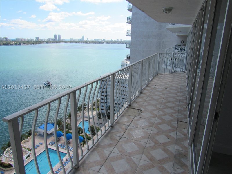 Apartment for rent at Grandview Palace 2210