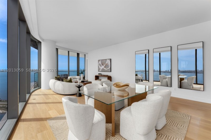 Comprar apartamento no Una Residences at Brickell 3601