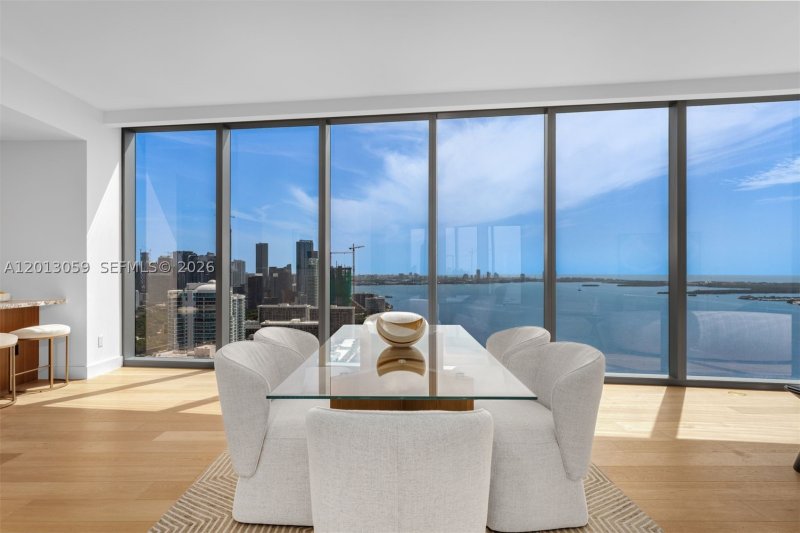 Comprar apartamento no Una Residences at Brickell 3601