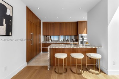 Comprar apartamento no Una Residences at Brickell 3601