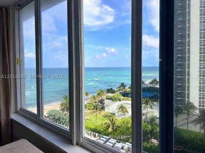 Aluguel de apartamento no Aventura Beach Club 707