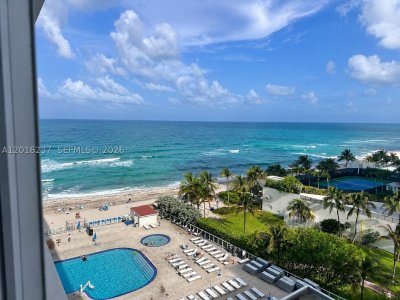 Aluguel de apartamento no Aventura Beach Club 707