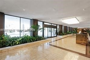 Aluguel de apartamento no Oceanside Plaza 14U