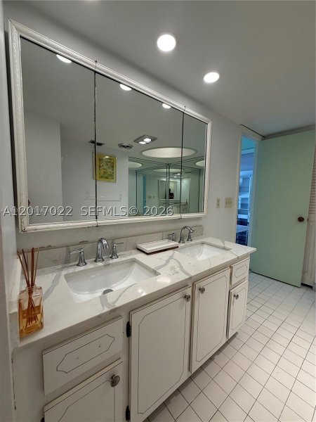 Apartment for rent at Prince George 15C