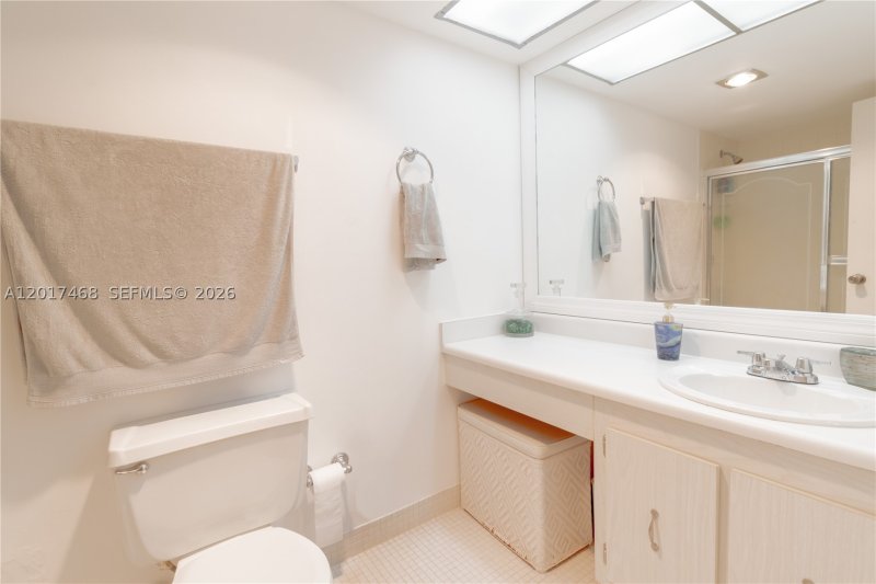 Condo for sale at Winston Towers L12
