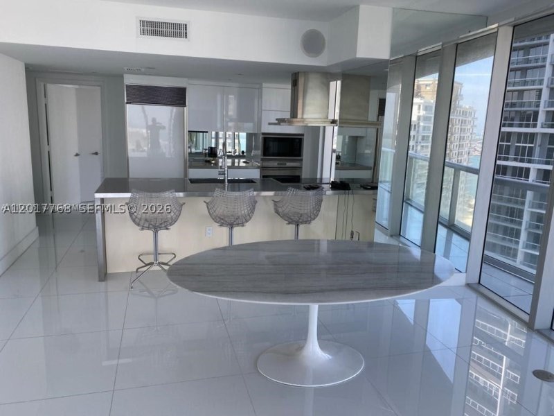Condo for sale at Icon Brickell Tower II 2902