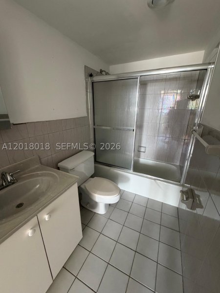 Condo for sale at Imperial Towers 319