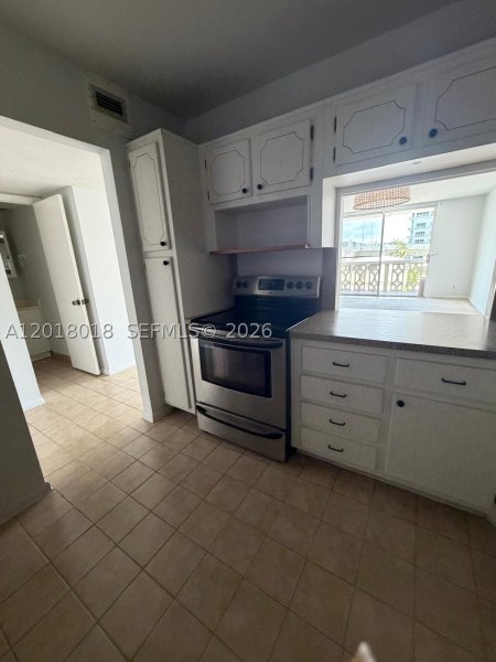 Condo for sale at Imperial Towers 319