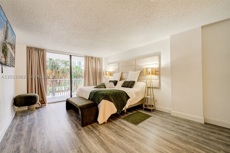 Apartment for rent at Winston Towers 312