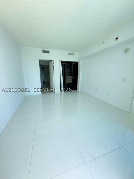 Comprar apartamento en 1100 Millecento 3302