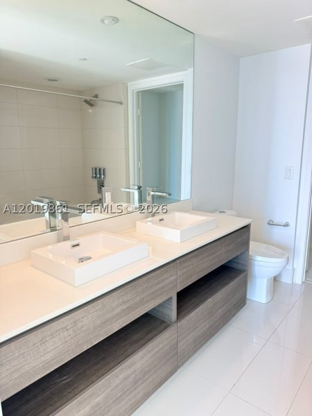 Comprar apartamento en 1100 Millecento 3302