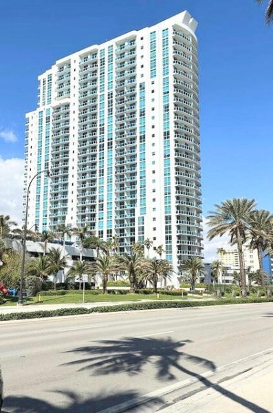 Condo for sale at Ocean Marine Yacht Club 701