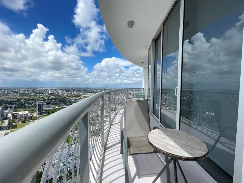 Condo for sale at Opera Tower 5614