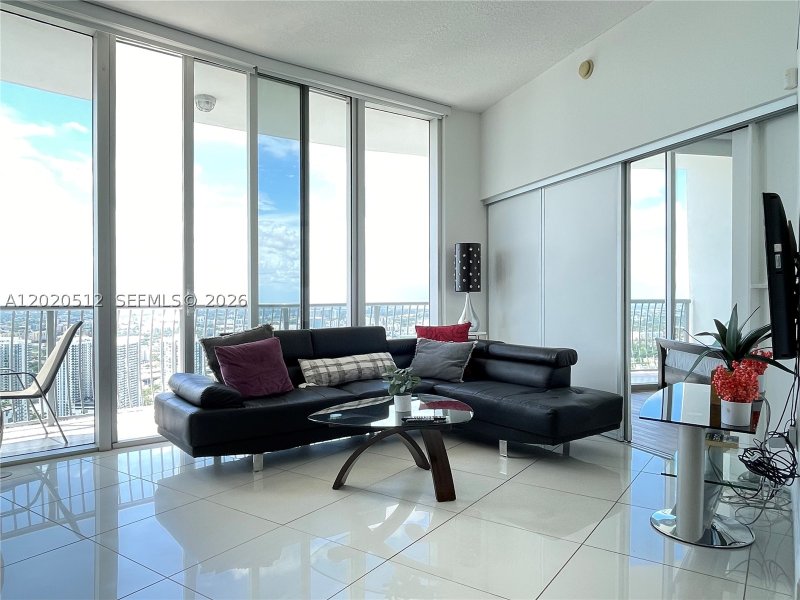 Condo for sale at Opera Tower 5614