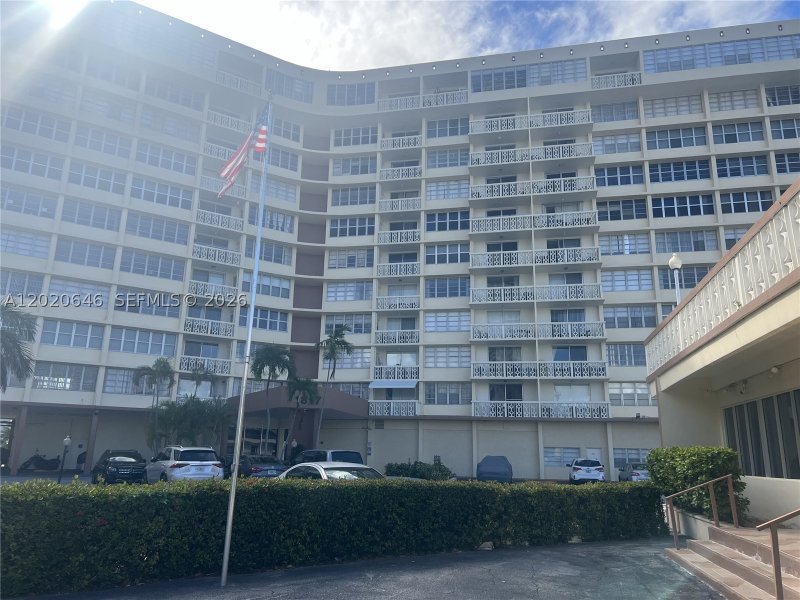 Apartment for rent at Imperial Towers 718