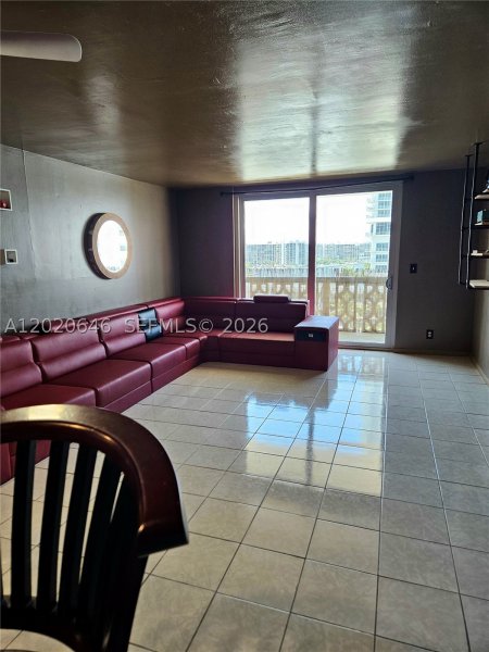 Apartment for rent at Imperial Towers 718