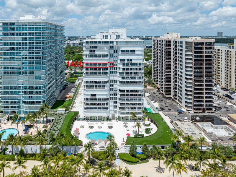 Condo for sale at Bal Harbour 101 Condo 1401