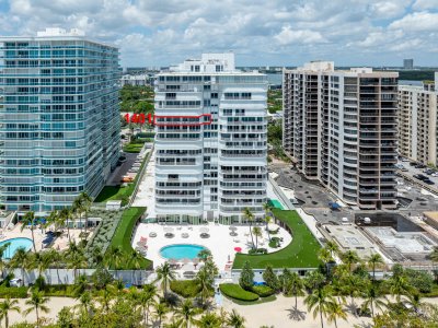 Comprar apartamento no Bal Harbour 101 Condo 1401