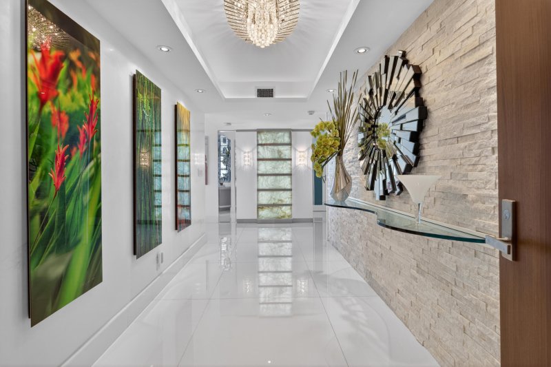 Condo for sale at Bal Harbour 101 Condo 1401