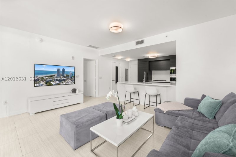 Comprar apartamento en One Ocean South Beach 108
