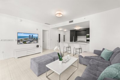 Comprar apartamento en One Ocean South Beach 108