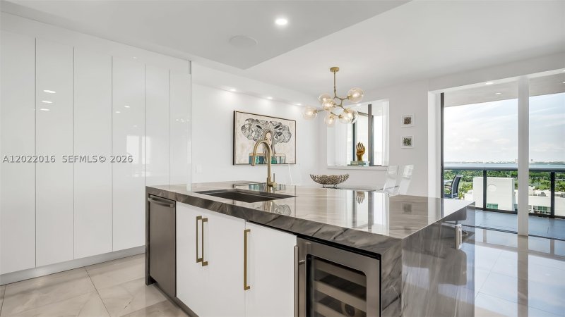 Apartment for rent at Mei Miami Beach Condo 1807