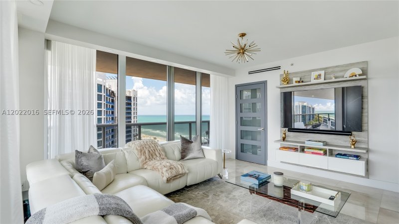 Apartment for rent at Mei Miami Beach Condo 1807