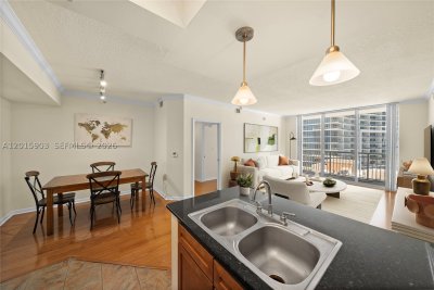 Comprar apartamento en Cite On The Bay 1005