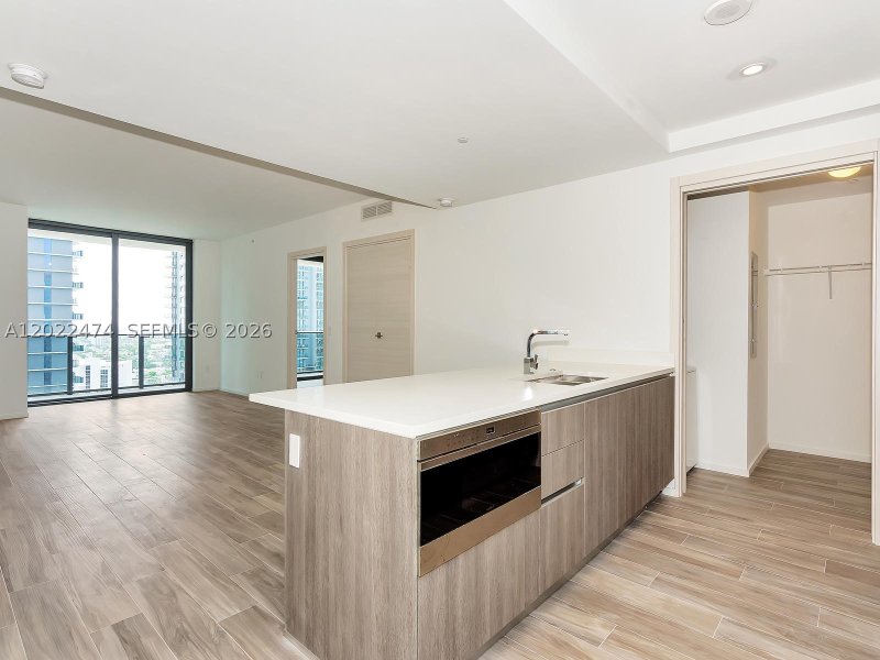 Comprar apartamento en SLS Lux Brickell 2310