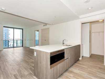 Comprar apartamento en SLS Lux Brickell 2310
