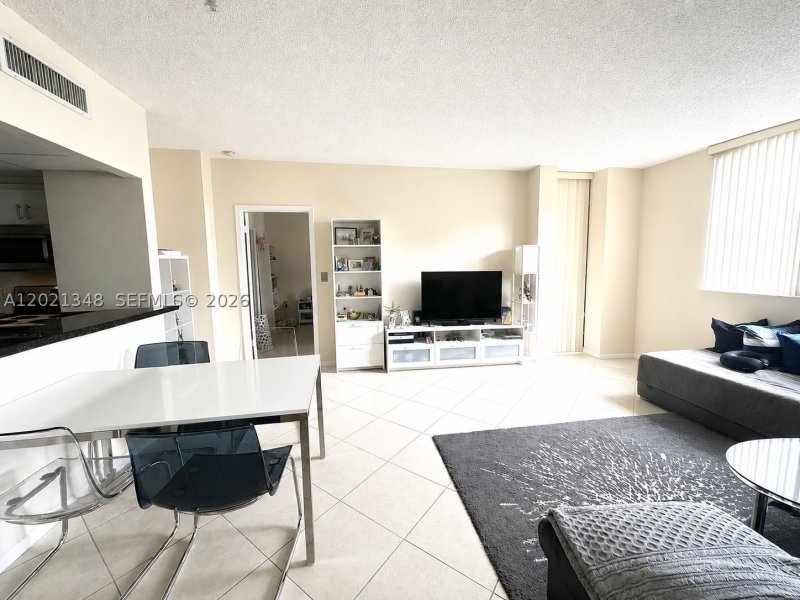 Condo for sale at Brickell Key Two 1801