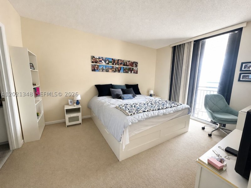 Condo for sale at Brickell Key Two 1801