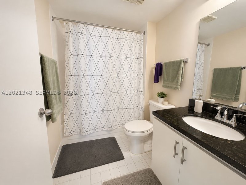 Condo for sale at Brickell Key Two 1801