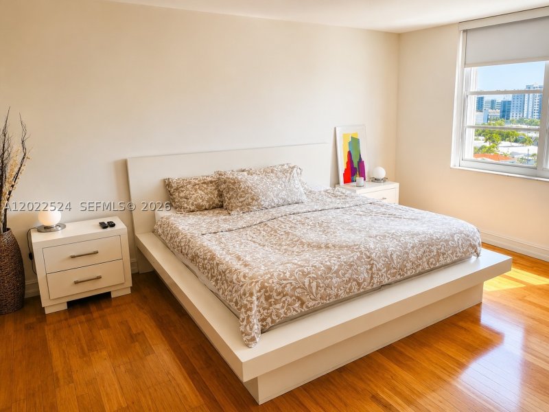 Apartment for rent at Aquasol 10T