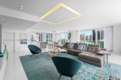 Comprar apartamento no Oceania 5 2451