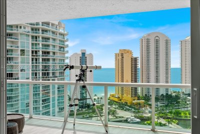 Comprar apartamento no Oceania 5 2451